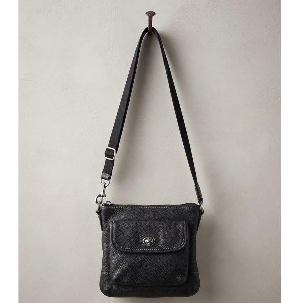Black Pebbled Leather Crossbody Bag Turnlock Pocket Silver Hardware Handbag